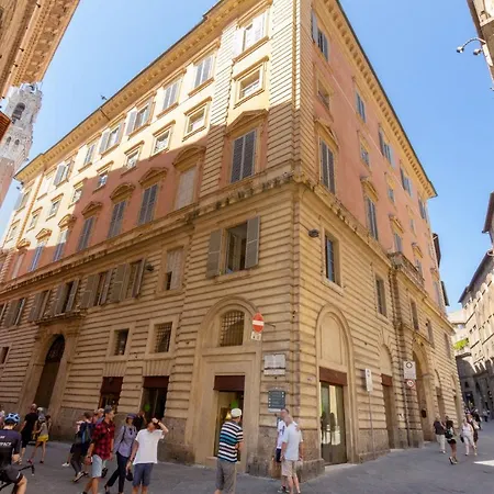 Palazzo Chigi Zondadari *