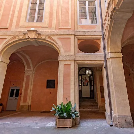 Palazzo Chigi Zondadari Apartment *