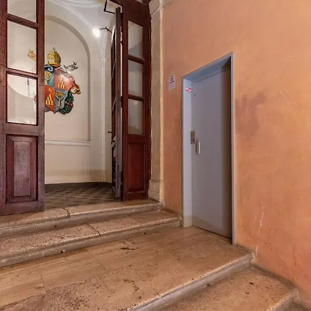 Palazzo Chigi Zondadari Apartment Siena