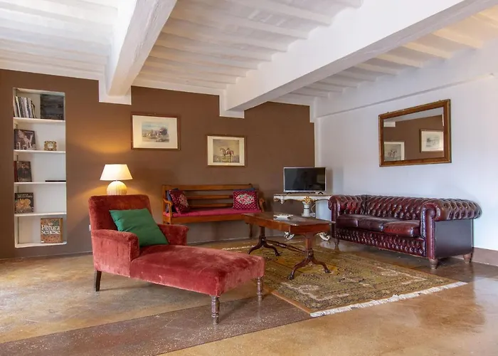 Palazzo Chigi Zondadari *