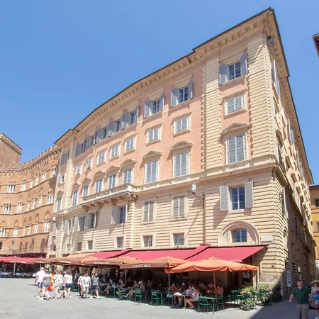 Palazzo Chigi Zondadari * Siena